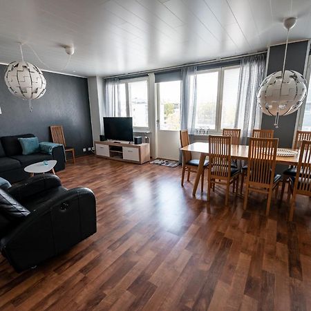 Santalux Apartment Xl Rovaniemi Bagian luar foto